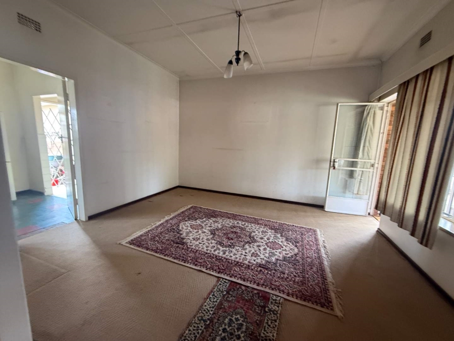 To Let 3 Bedroom Property for Rent in Florida Gauteng