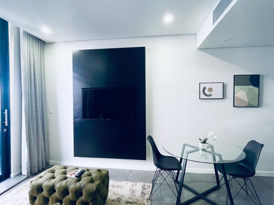 To Let 1 Bedroom Property for Rent in Illovo Gauteng