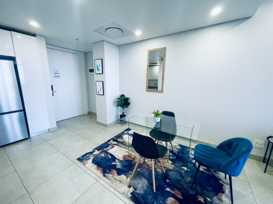 To Let 1 Bedroom Property for Rent in Illovo Gauteng