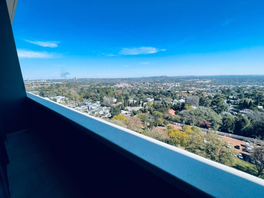 To Let 1 Bedroom Property for Rent in Illovo Gauteng
