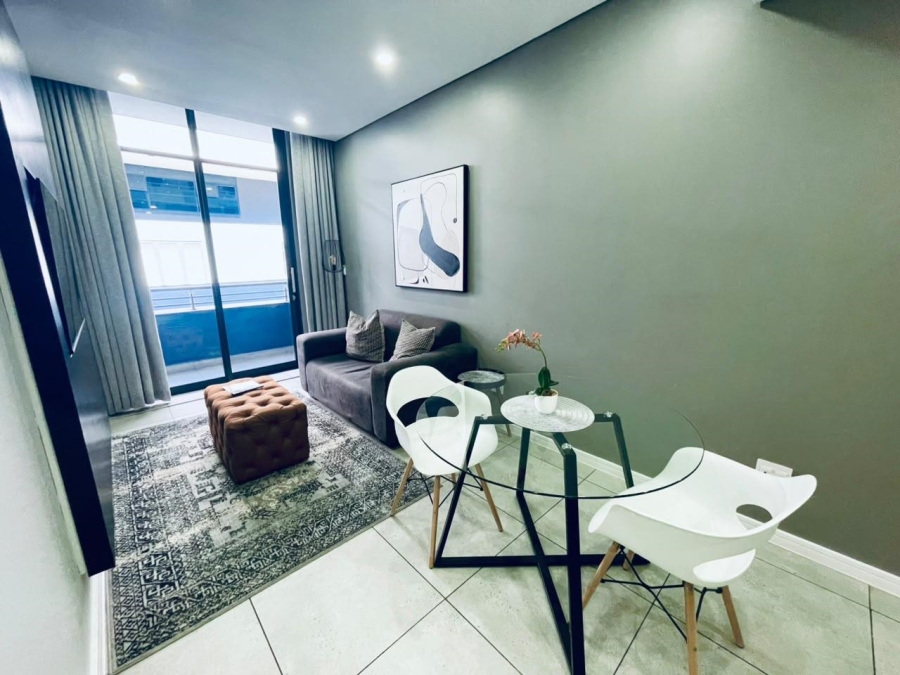 To Let 1 Bedroom Property for Rent in Illovo Gauteng