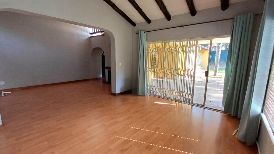To Let 4 Bedroom Property for Rent in Weltevreden Park Gauteng