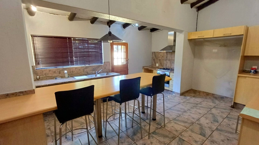 To Let 4 Bedroom Property for Rent in Weltevreden Park Gauteng