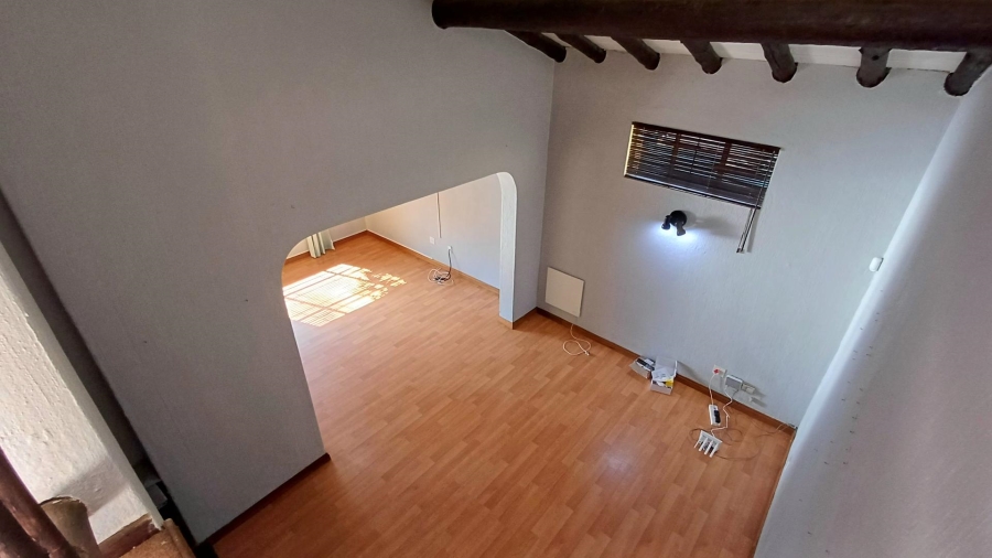 To Let 4 Bedroom Property for Rent in Weltevreden Park Gauteng