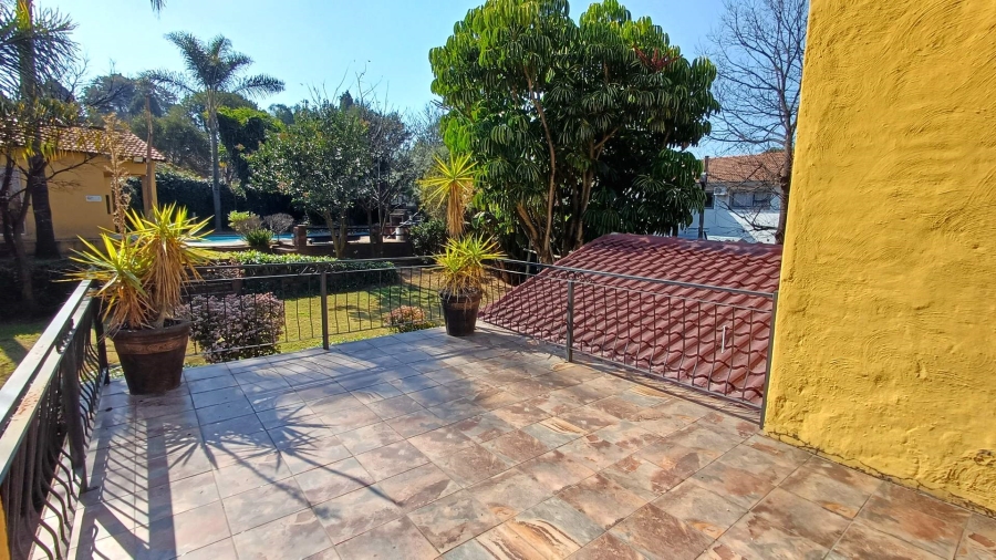 To Let 4 Bedroom Property for Rent in Weltevreden Park Gauteng
