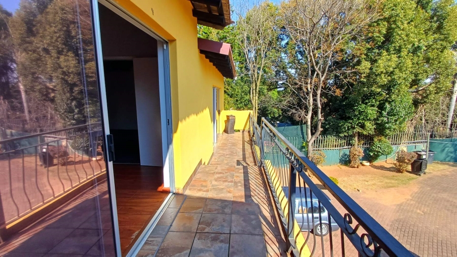 To Let 4 Bedroom Property for Rent in Weltevreden Park Gauteng