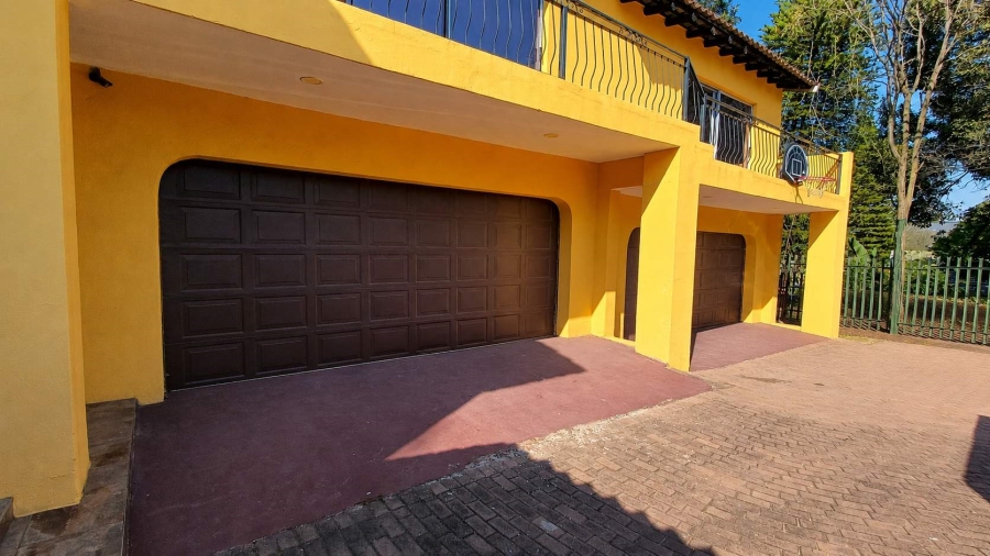 To Let 4 Bedroom Property for Rent in Weltevreden Park Gauteng