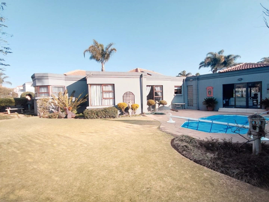 3 Bedroom Property for Sale in Glen Marais Gauteng