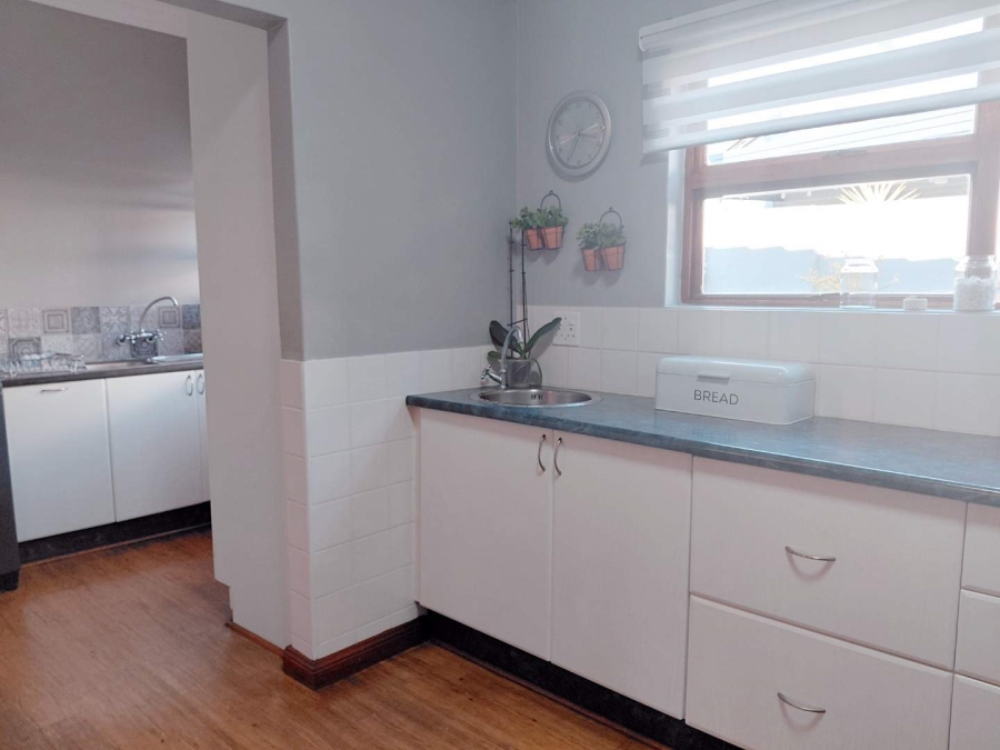 3 Bedroom Property for Sale in Glen Marais Gauteng