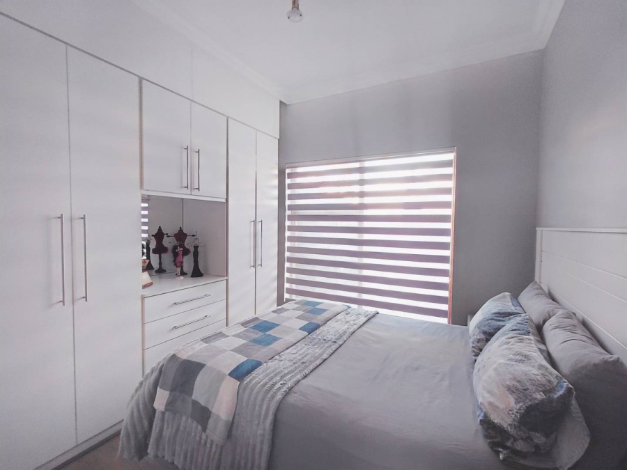 3 Bedroom Property for Sale in Glen Marais Gauteng