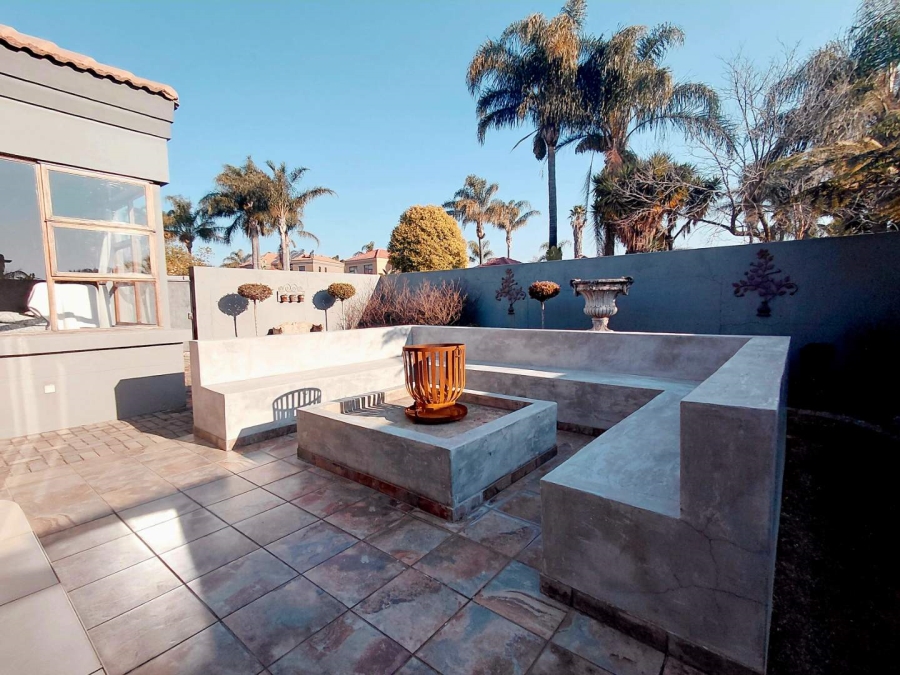 3 Bedroom Property for Sale in Glen Marais Gauteng