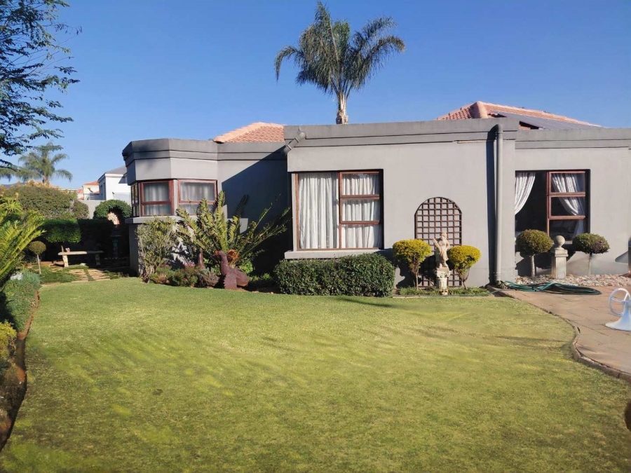 3 Bedroom Property for Sale in Glen Marais Gauteng