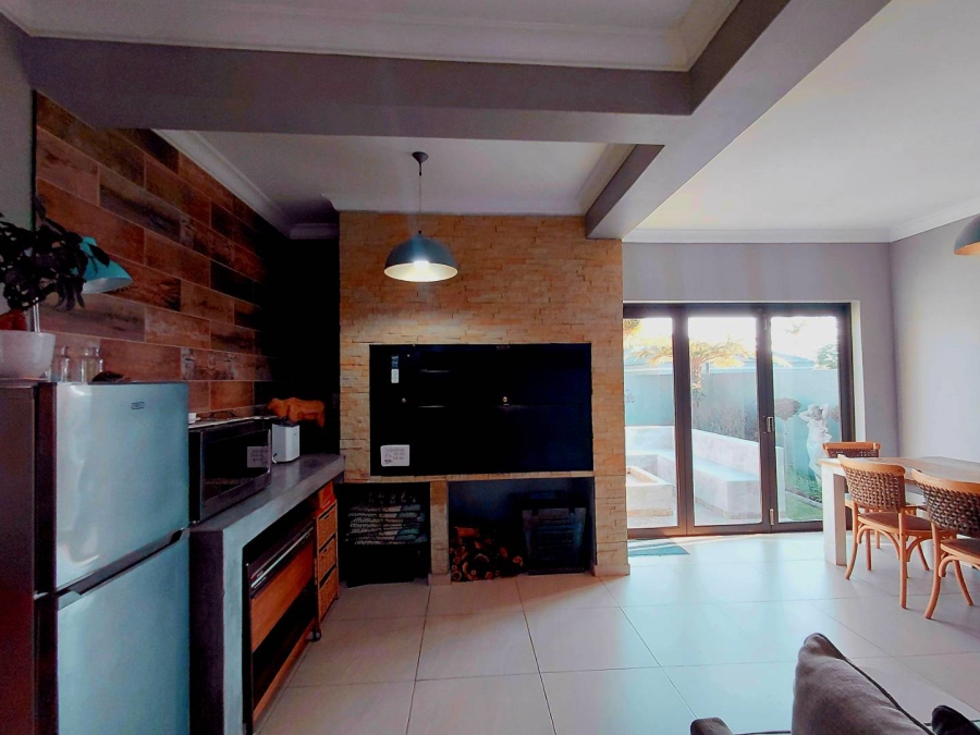 3 Bedroom Property for Sale in Glen Marais Gauteng