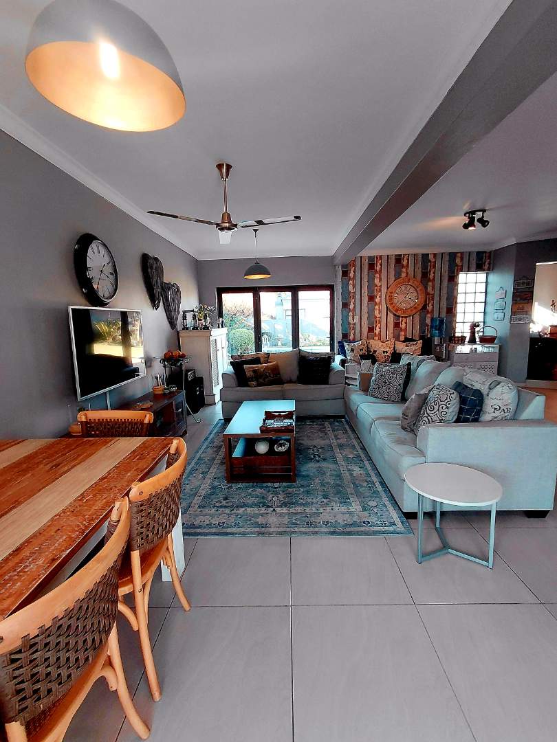 3 Bedroom Property for Sale in Glen Marais Gauteng