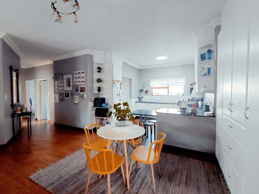 3 Bedroom Property for Sale in Glen Marais Gauteng