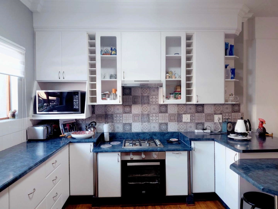 3 Bedroom Property for Sale in Glen Marais Gauteng