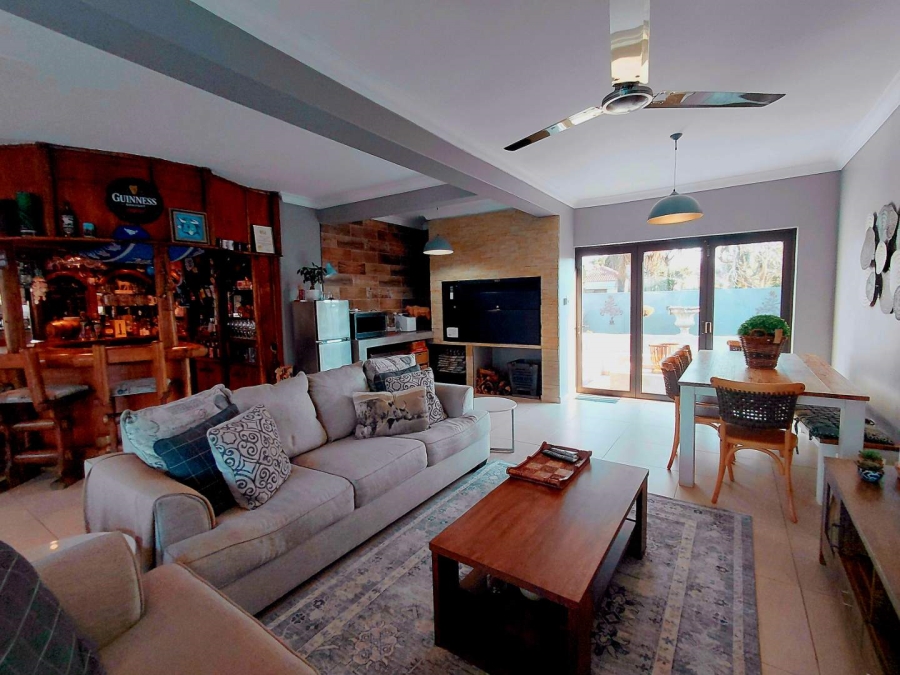 3 Bedroom Property for Sale in Glen Marais Gauteng