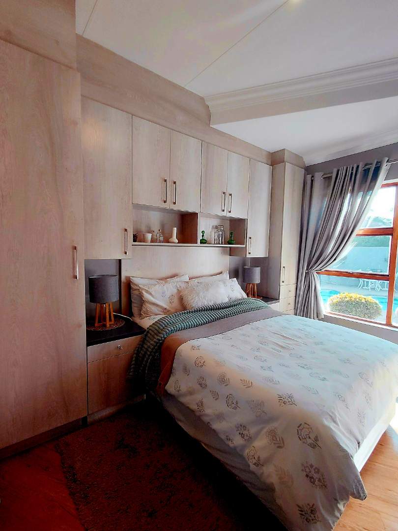 3 Bedroom Property for Sale in Glen Marais Gauteng