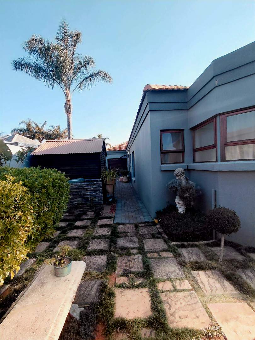 3 Bedroom Property for Sale in Glen Marais Gauteng