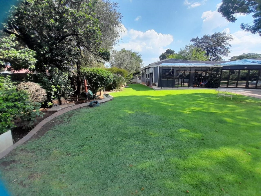 4 Bedroom Property for Sale in Brackenhurst Gauteng