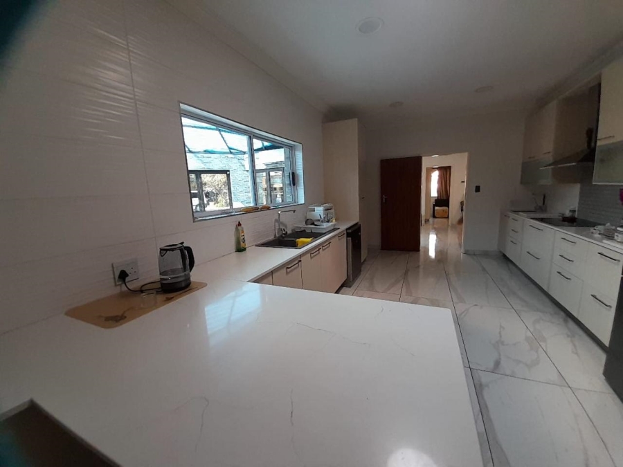 4 Bedroom Property for Sale in Brackenhurst Gauteng