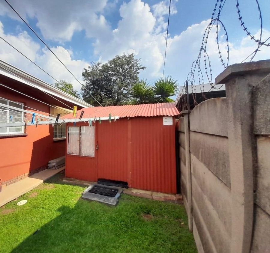 4 Bedroom Property for Sale in Brackenhurst Gauteng