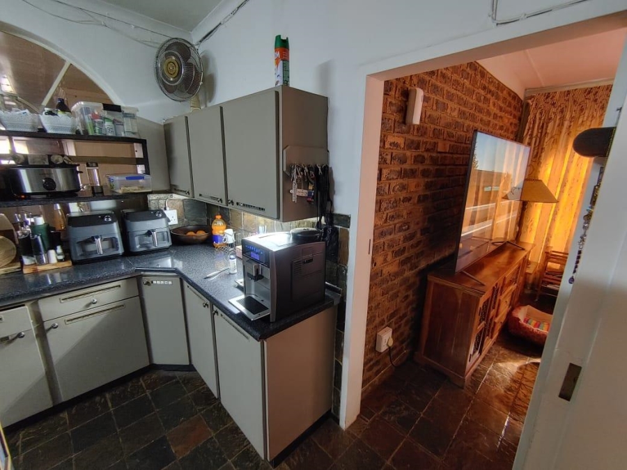 13 Bedroom Property for Sale in Glen Donald A H Gauteng
