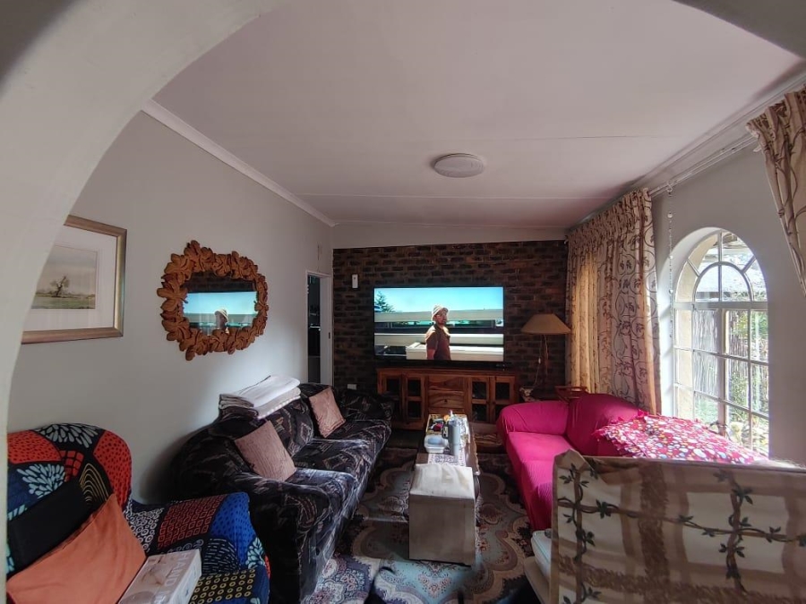 13 Bedroom Property for Sale in Glen Donald A H Gauteng