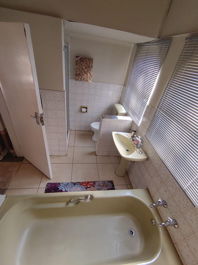 13 Bedroom Property for Sale in Glen Donald A H Gauteng