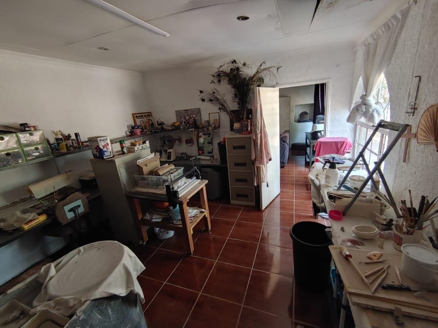 13 Bedroom Property for Sale in Glen Donald A H Gauteng