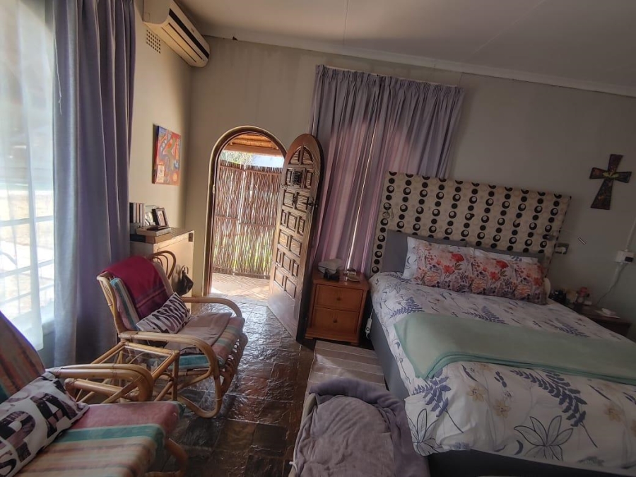 13 Bedroom Property for Sale in Glen Donald A H Gauteng