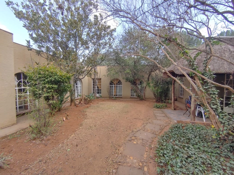 13 Bedroom Property for Sale in Glen Donald A H Gauteng