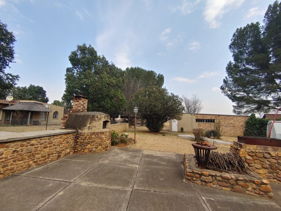 13 Bedroom Property for Sale in Glen Donald A H Gauteng