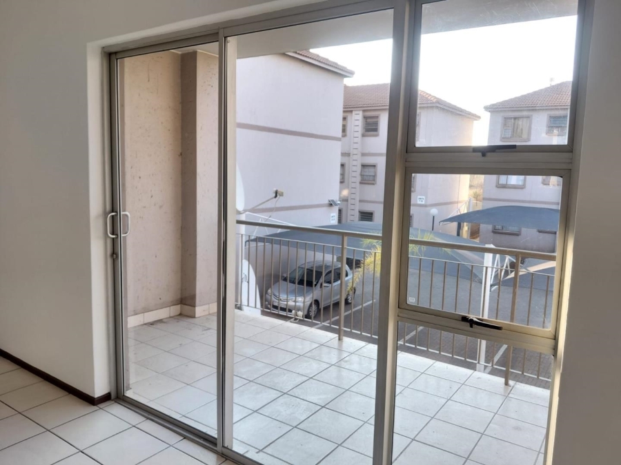 2 Bedroom Property for Sale in Bardene Gauteng