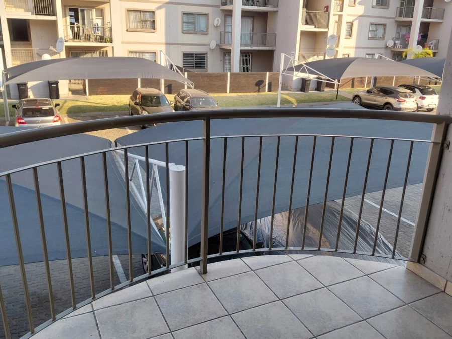 2 Bedroom Property for Sale in Bardene Gauteng