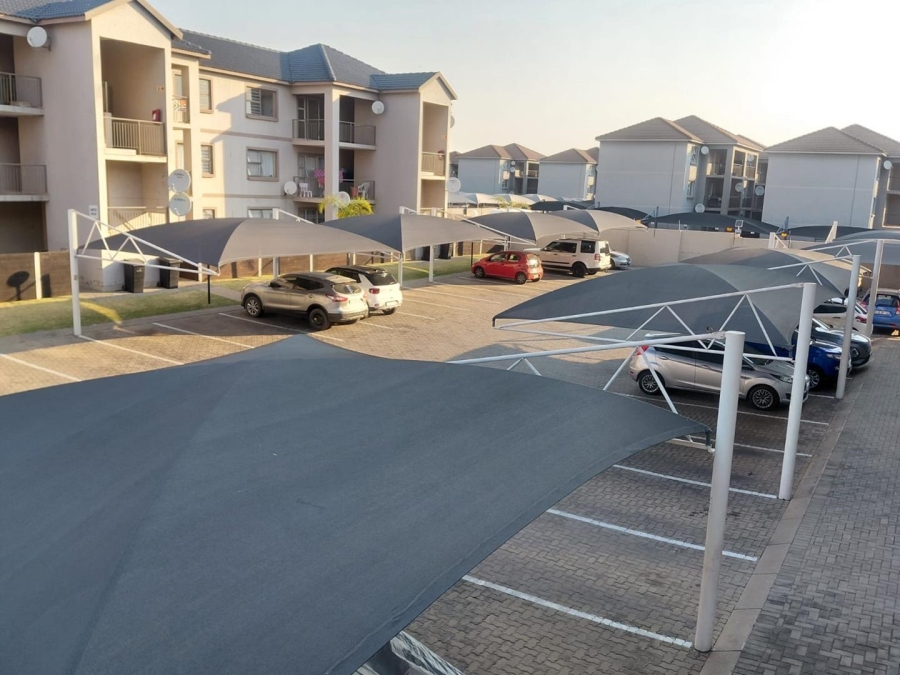 2 Bedroom Property for Sale in Bardene Gauteng