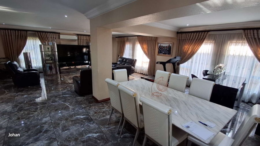 3 Bedroom Property for Sale in New Market Gauteng