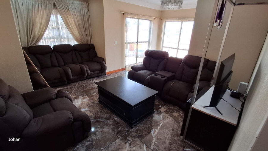 3 Bedroom Property for Sale in New Market Gauteng