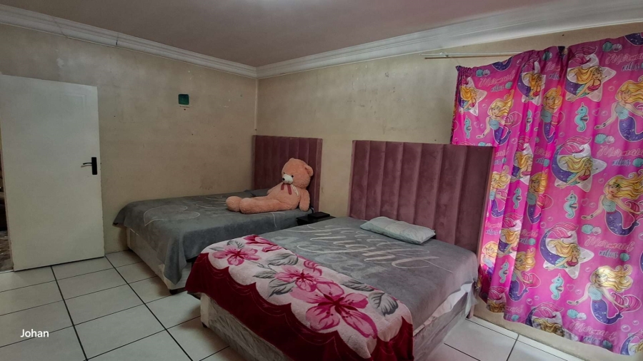 3 Bedroom Property for Sale in New Market Gauteng