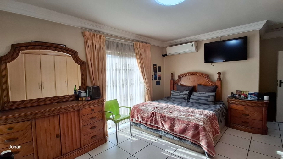 3 Bedroom Property for Sale in New Market Gauteng