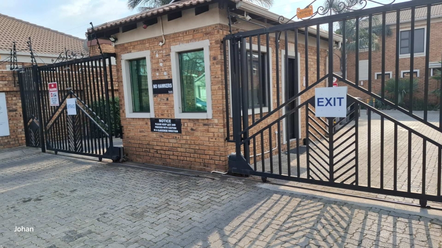 3 Bedroom Property for Sale in New Market Gauteng