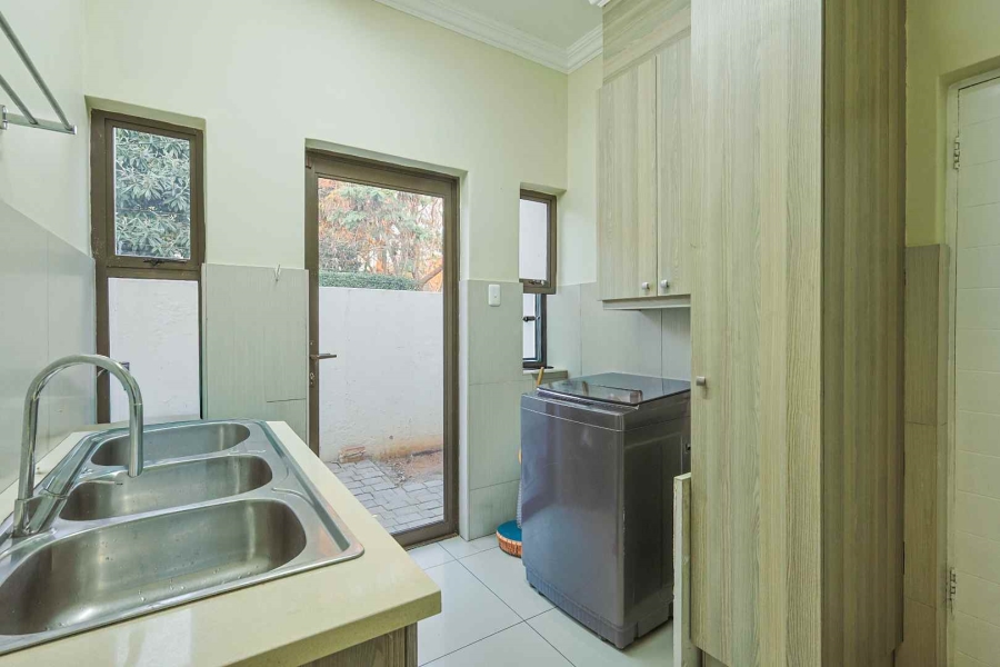 To Let 3 Bedroom Property for Rent in Baileys Muckleneuk Gauteng