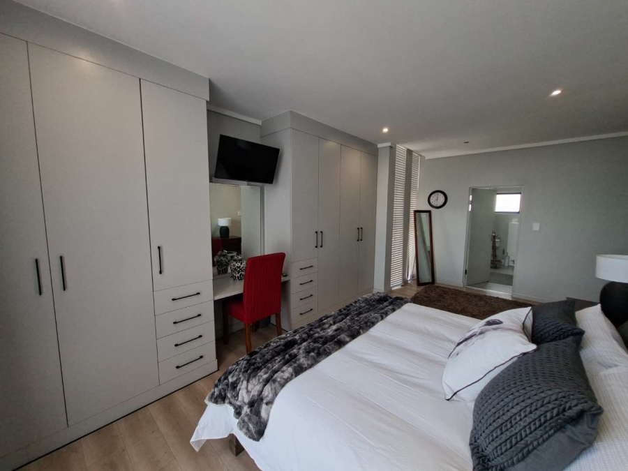 To Let 2 Bedroom Property for Rent in Midstream Estate Gauteng