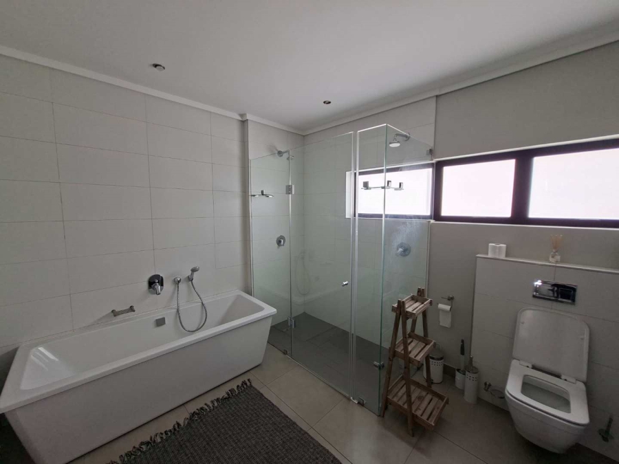 To Let 2 Bedroom Property for Rent in Midstream Estate Gauteng
