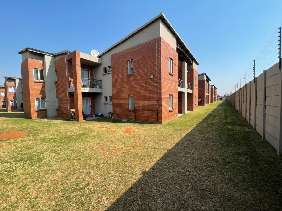 2 Bedroom Property for Sale in Esther Park Gauteng
