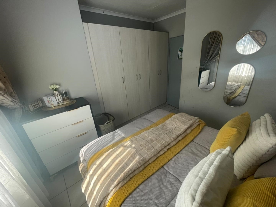 2 Bedroom Property for Sale in Esther Park Gauteng