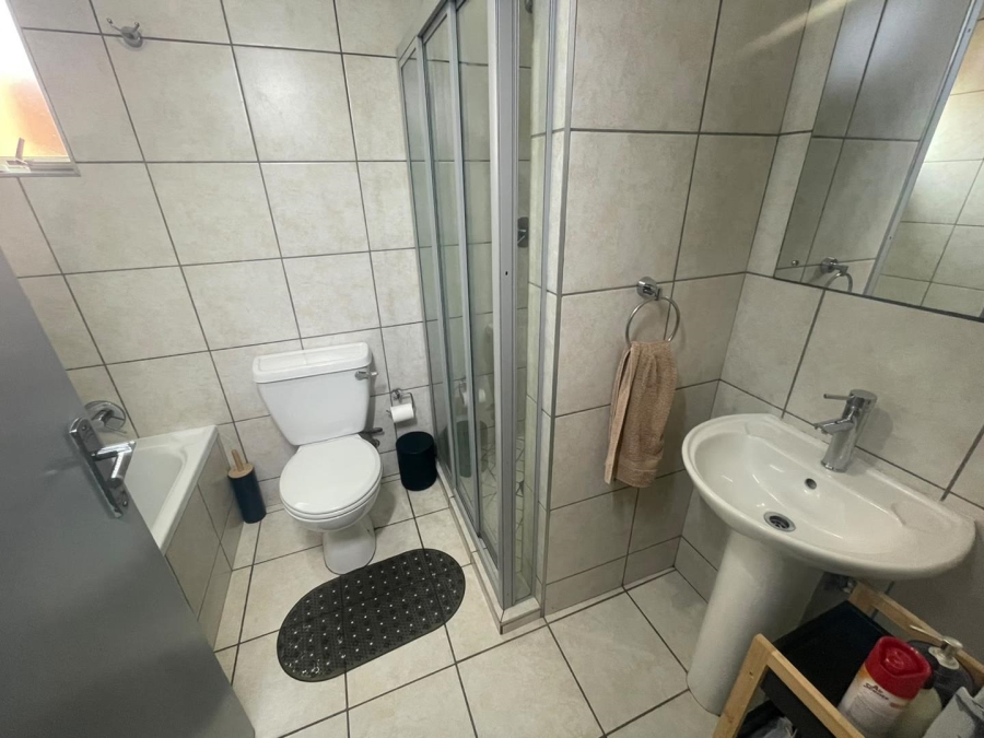 2 Bedroom Property for Sale in Esther Park Gauteng