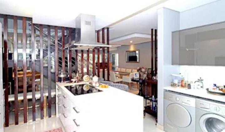 3 Bedroom Property for Sale in Bryanston Gauteng