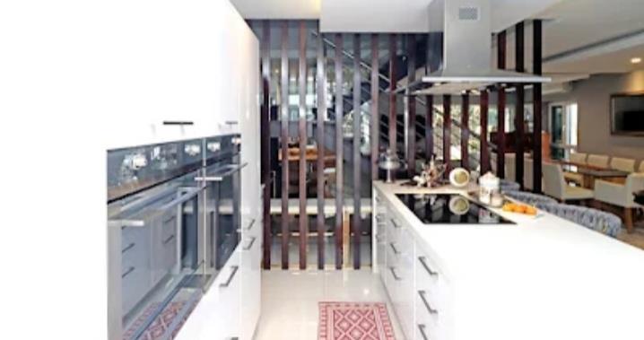 3 Bedroom Property for Sale in Bryanston Gauteng
