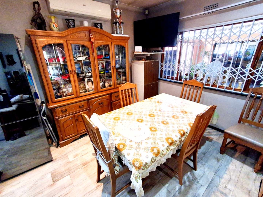 3 Bedroom Property for Sale in Gallo Manor Gauteng